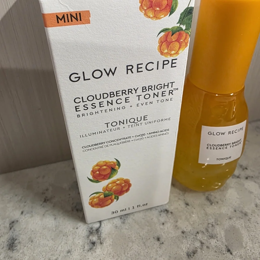 Glow Recipe Cloudberry Bright Essence Toner 30 ML NIB